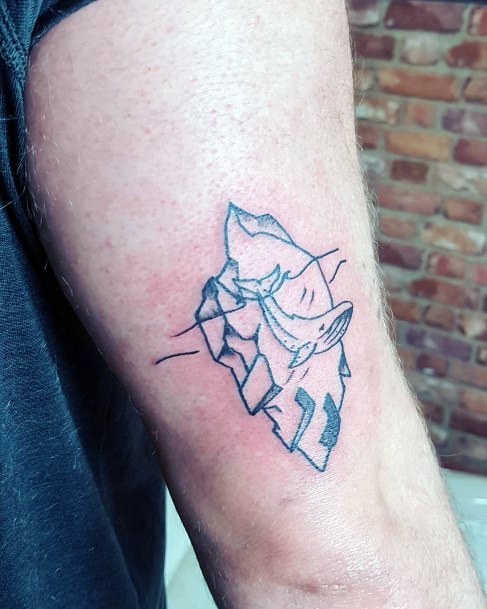 Females Iceberg Tattoos