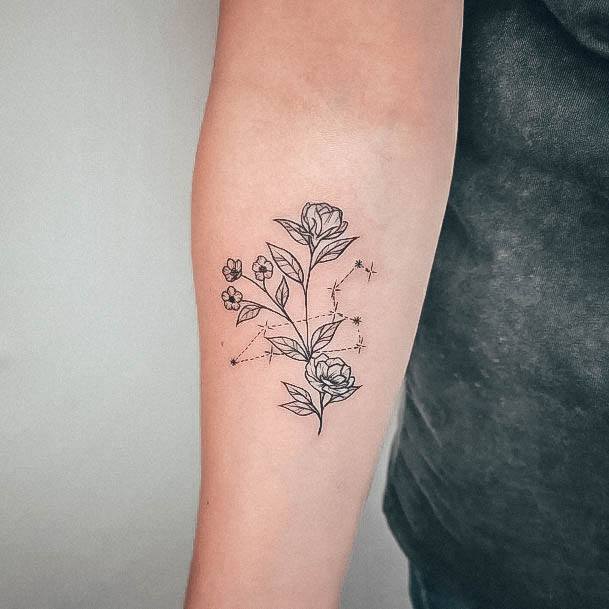 Females Leo Tattoos Flower Constellation Small