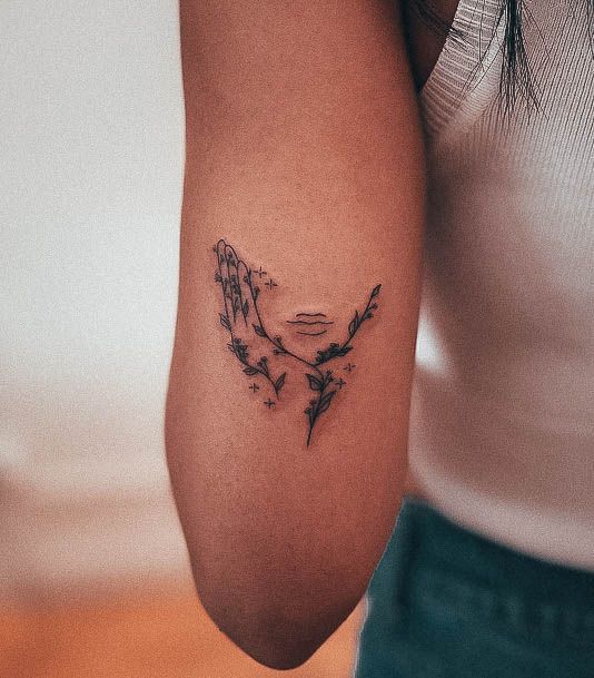 Females Line Tattoos