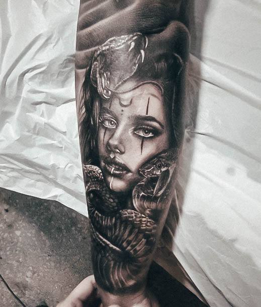 Females Medusa Tattoos