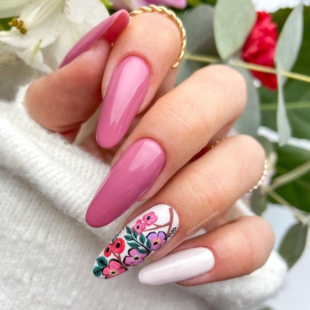 Females Short Pink And White Nails