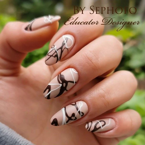 Females Spider Nails