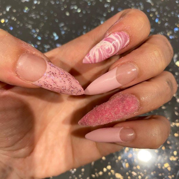 Females Velvet Nails