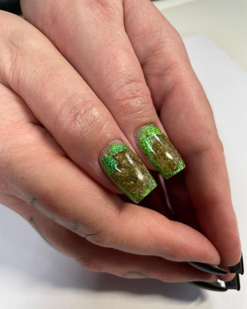 Feminine 420 Nail Designs For Women