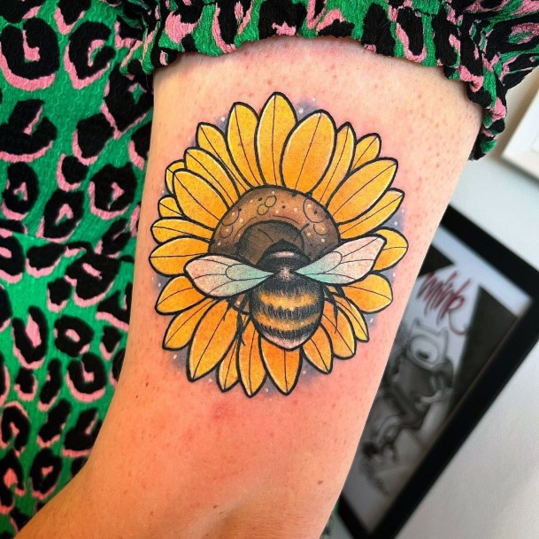 Feminine Bee Tattoo Designs For Women