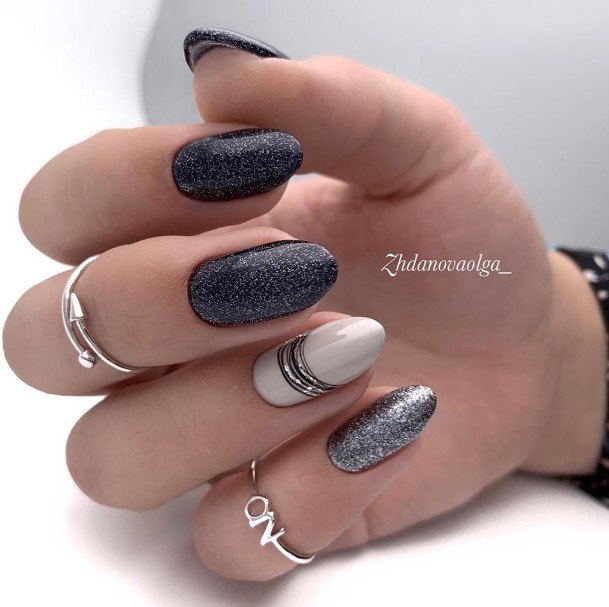 Feminine Black And Grey Nail Designs For Women