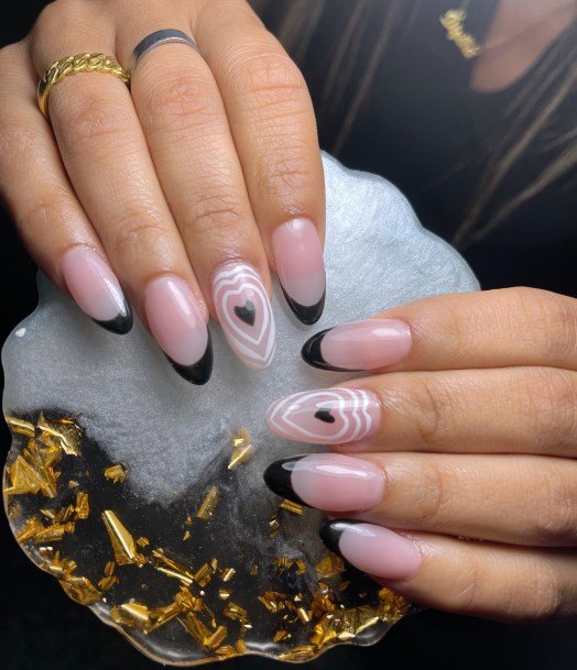 Feminine Black And White Nail Designs For Women