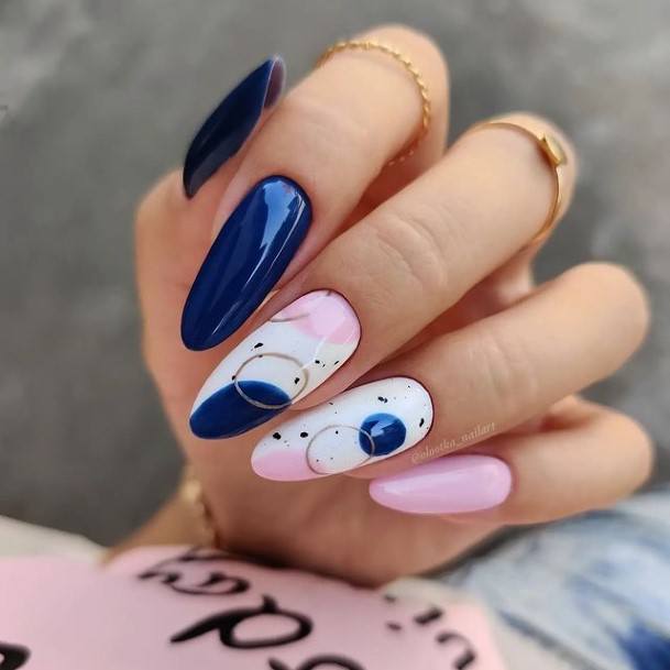 Feminine Blue Summer Nail Designs For Women