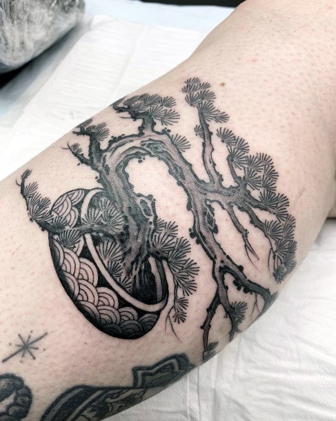 Feminine Bonsai Tattoo Designs For Women