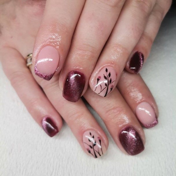 Feminine Burgundy And Black Nail Designs For Women