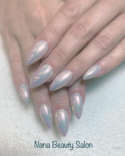 Feminine Chrome Nail Designs For Women