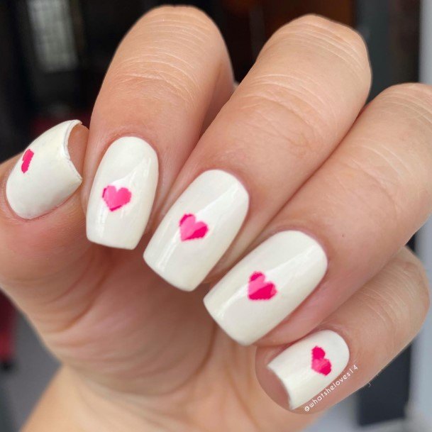 Feminine Cream Nail Designs For Women