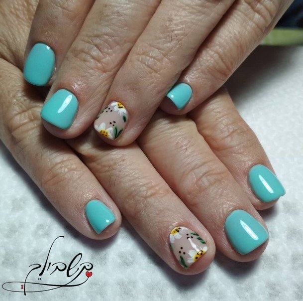 Feminine Girls Azure Nail Designs