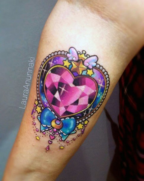 Feminine Girls Brooch Tattoo Designs