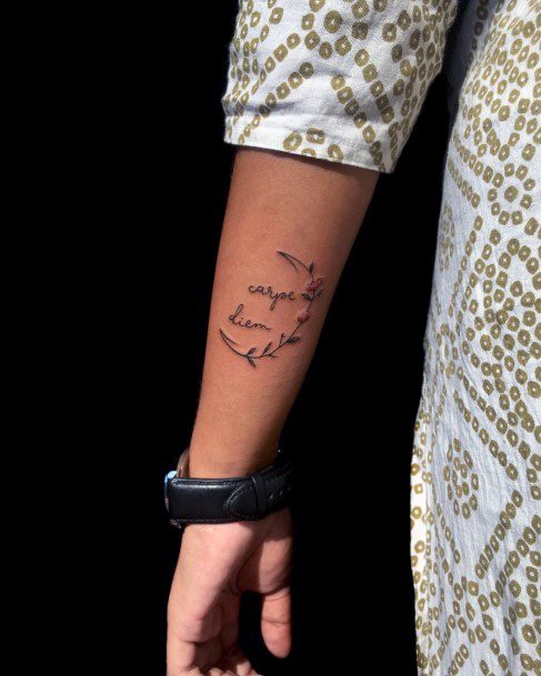 Feminine Girls Carpe Diem Tattoo Designs