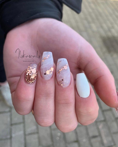 Feminine Girls Metallic Gold Nail Designs