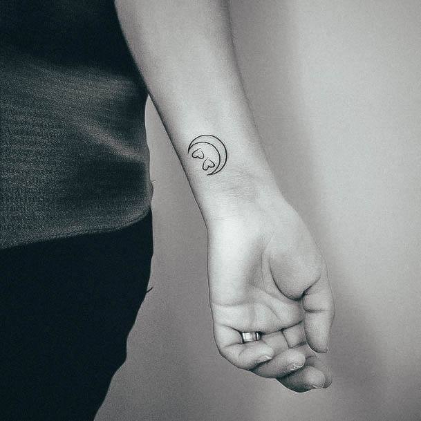 Feminine Girls Minimalist Tattoo Designs