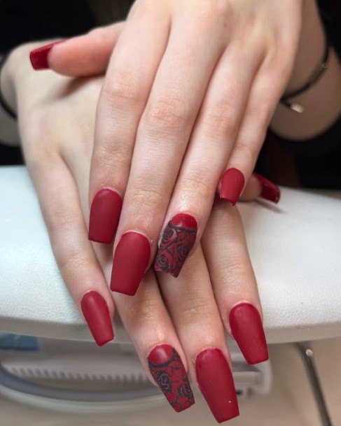 Feminine Girls Red And Black Matte Nail Designs