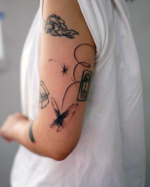 Feminine Girls Shooting Star Tattoo Designs