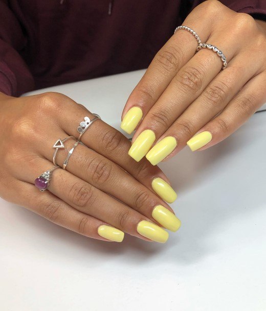 Feminine Girls Yellow Square Nail Designs