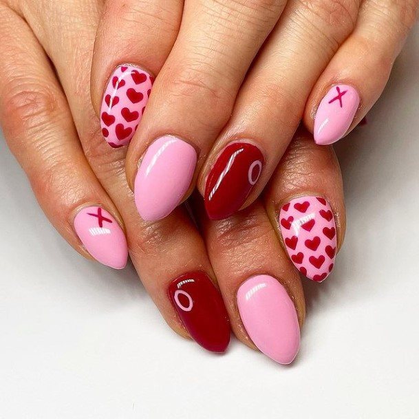 Feminine Heart Nail Designs For Women