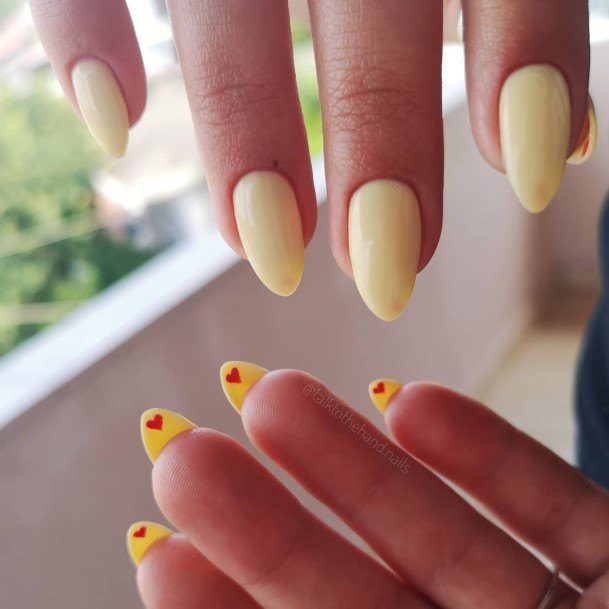 Feminine Nails For Women Banana