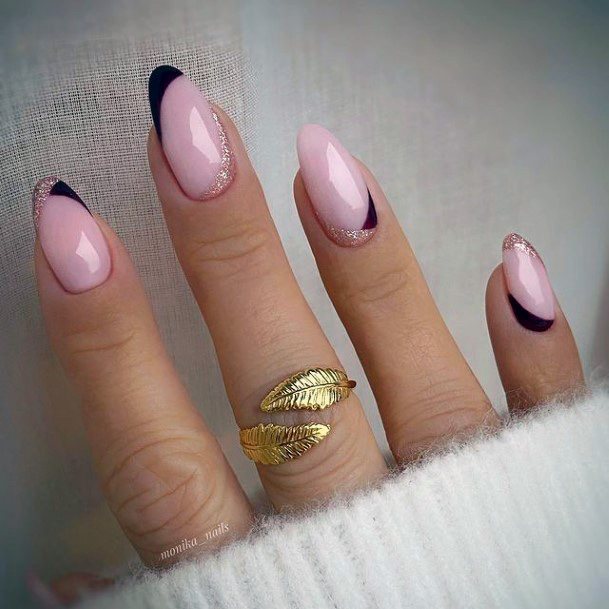 Feminine Nails For Women Gold Dress