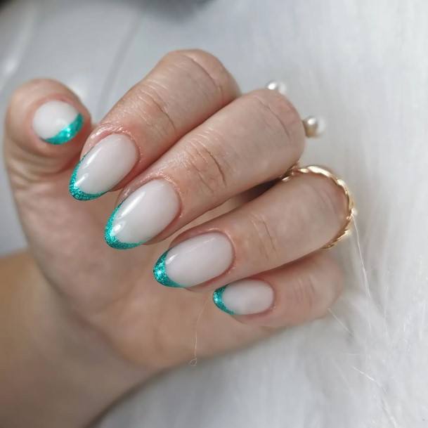 Feminine Nails For Women Green Glitter