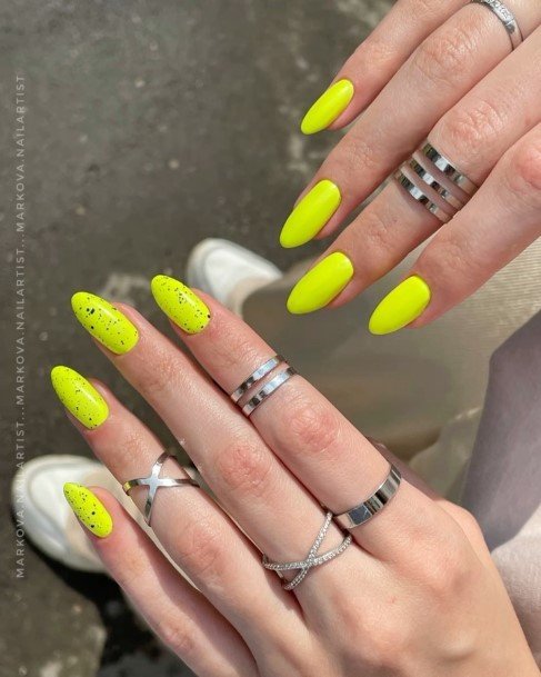 Feminine Nails For Women Short Yellow