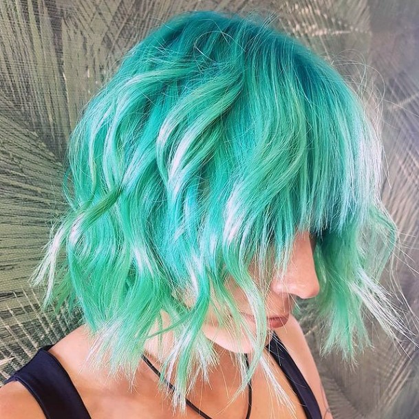 Feminine Neon Hairstyles Ideas For Women