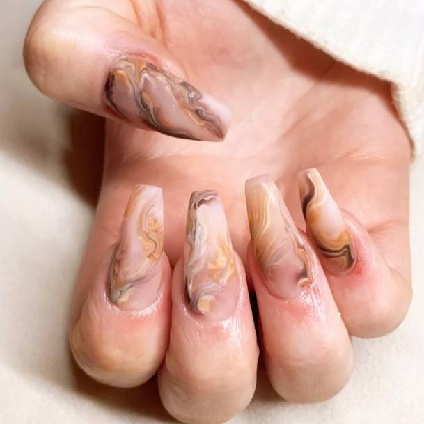 Feminine Nude Marble Nail Designs For Women