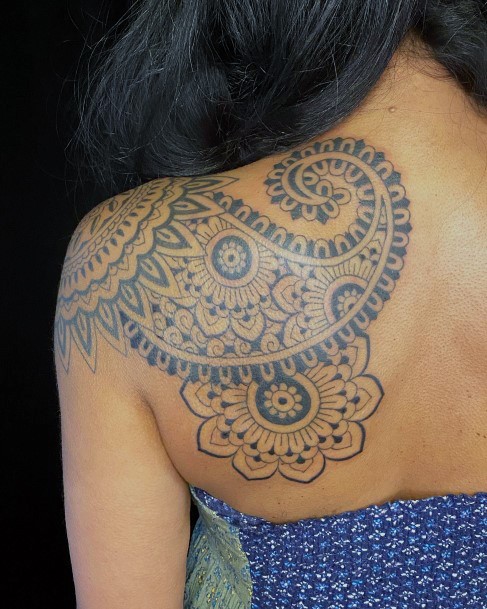 Feminine Paisley Tattoo Designs For Women