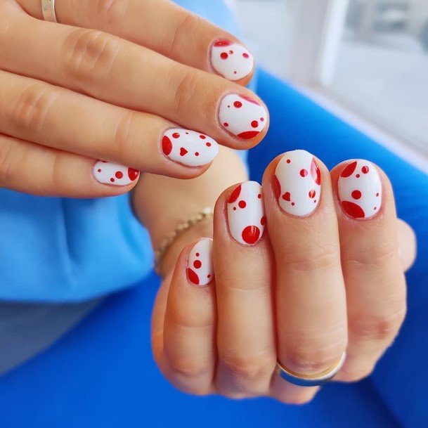 Feminine Red And White Nail Designs For Women