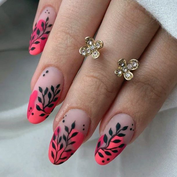 Feminine Red Summer Nail Designs For Women