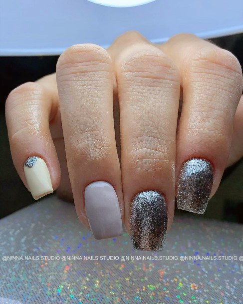 Feminine Silver Dress Nail Designs For Women