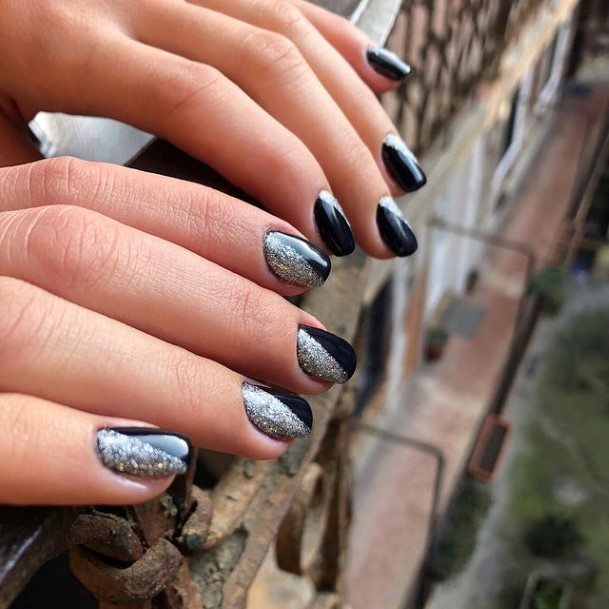 Feminine Silver Nail Designs For Women