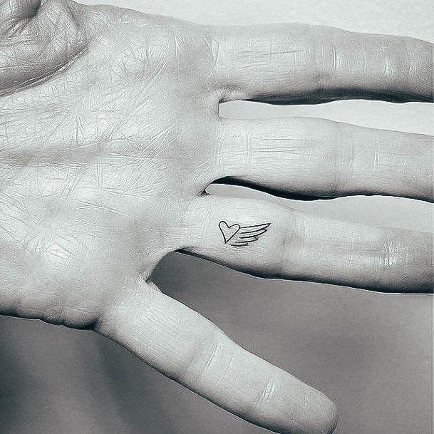 Feminine Small Heart Tattoo Designs For Women