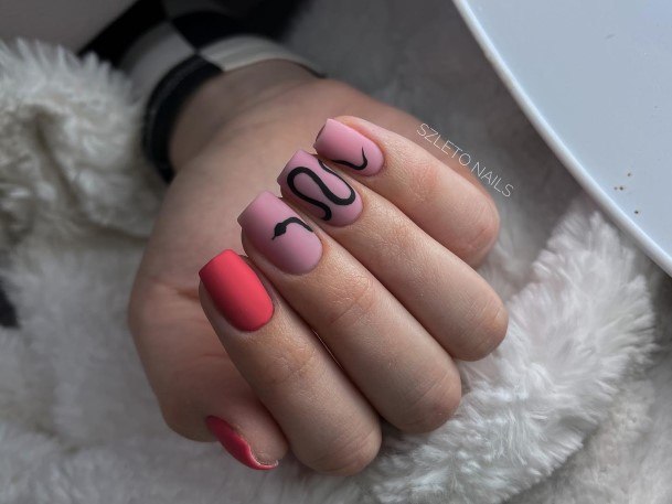 Feminine Snake Nail Designs For Women