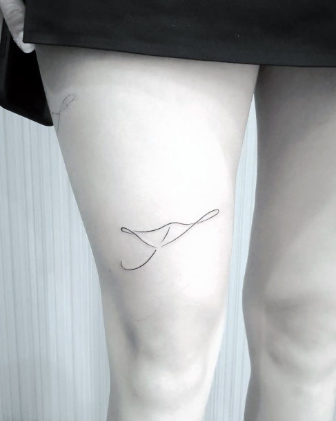 Feminine Stingray Tattoo Designs For Women