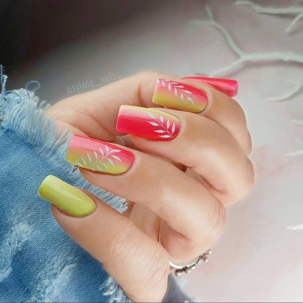 Feminine Summer Matte Nail Designs For Women