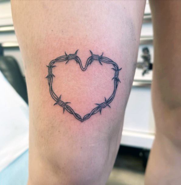 Feminine Tattoos For Women Barbed Wire