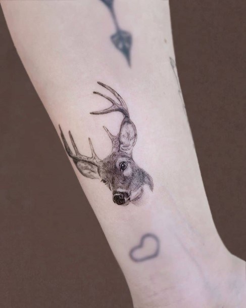 Feminine Tattoos For Women Caribou Reindeer