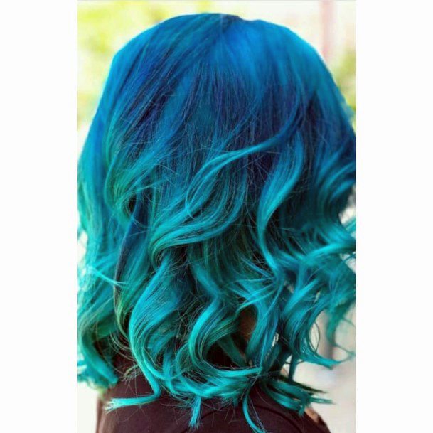 Feminine Turquoise Hairstyless Women