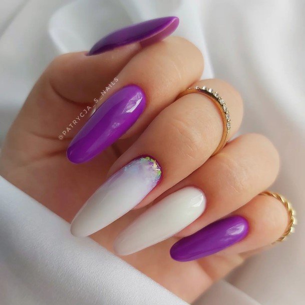 Feminine Violet Nail Designs For Women