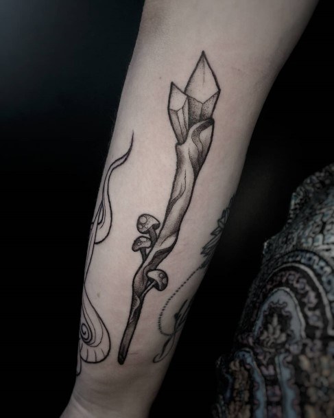 Feminine Wand Tattoo Designs For Women