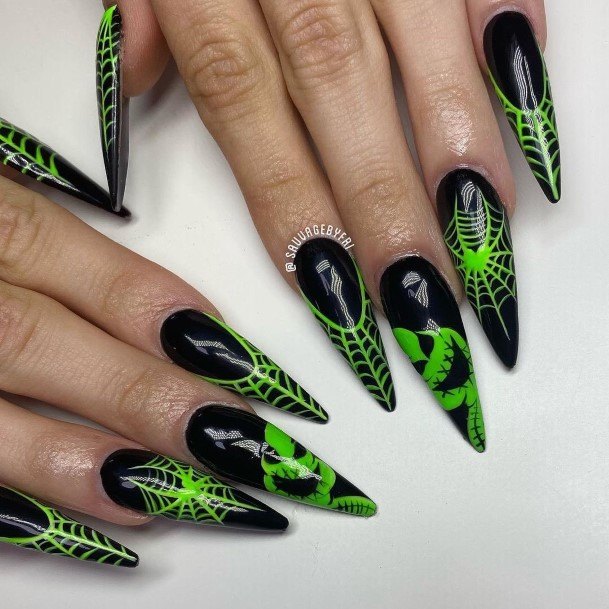 Feminine Womens Black And Green Nail