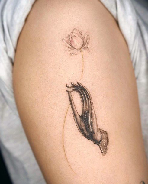 Feminine Womens Cool First Tattoo