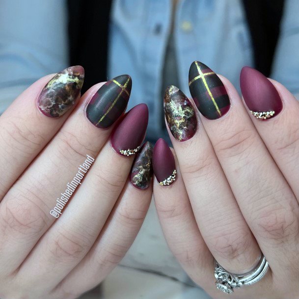 Feminine Womens Maroon And Black Nail