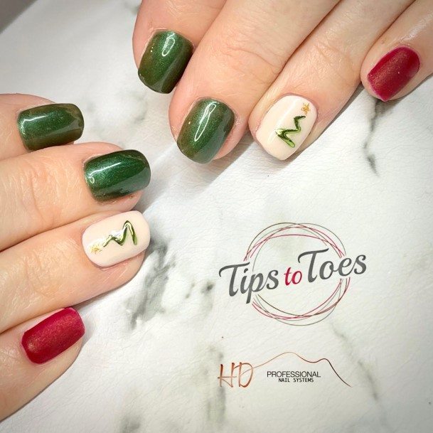 Feminine Womens Red And Green Nail