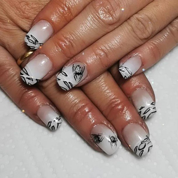 Feminine Womens Spider Nail